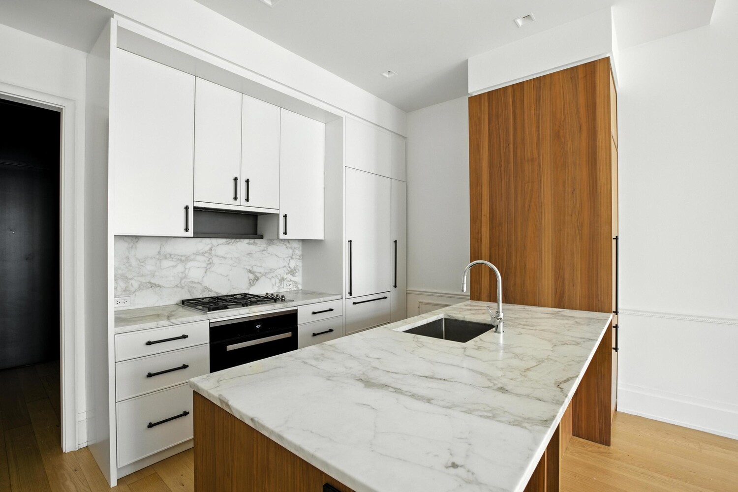25 PARK Row 10B