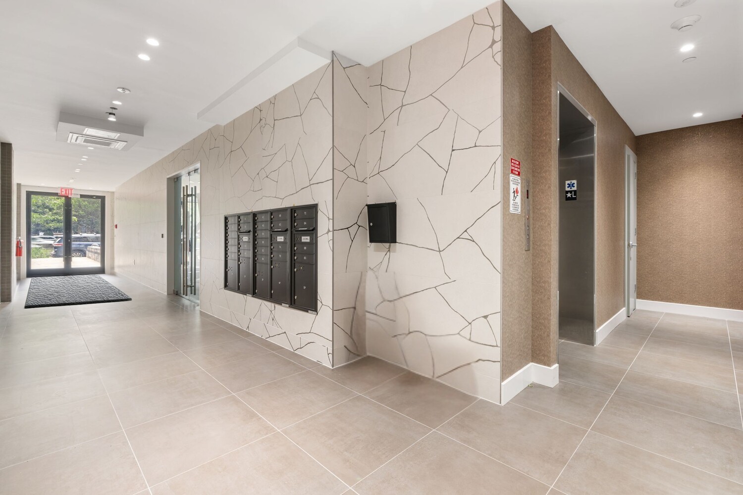 379 OCEAN Parkway 2B