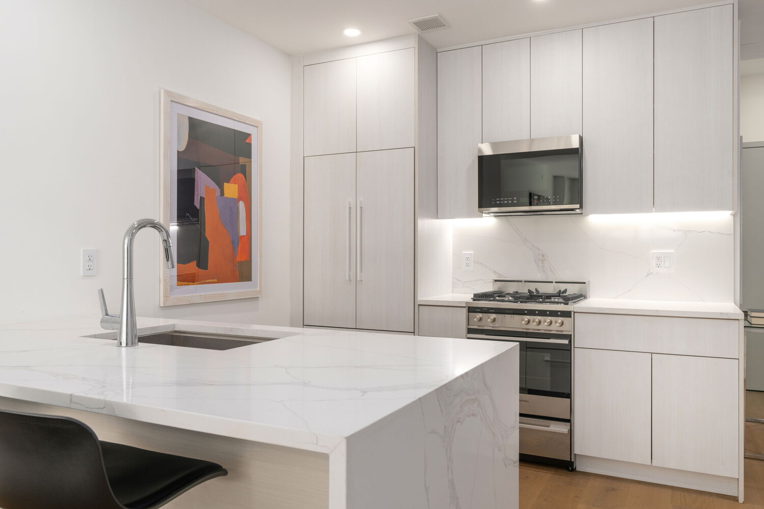 379 OCEAN Parkway 2B