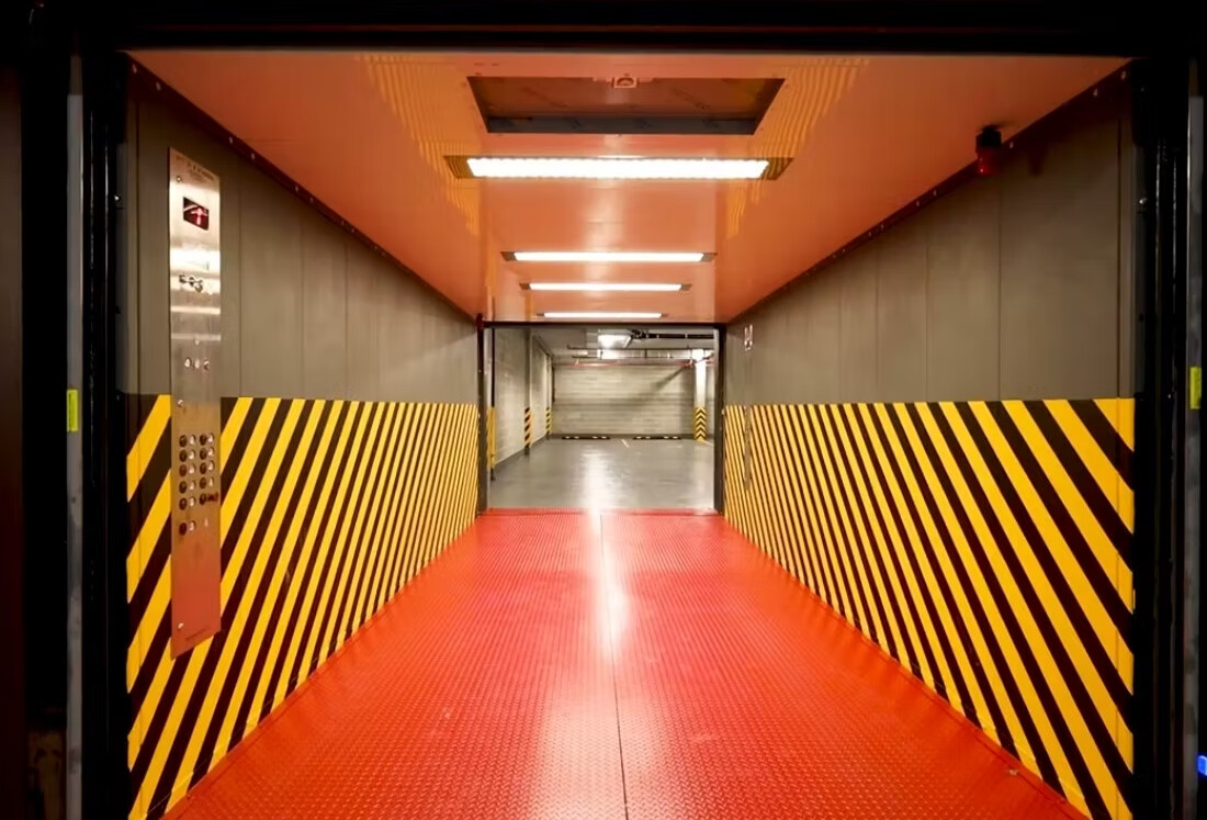 379 OCEAN Parkway 2B