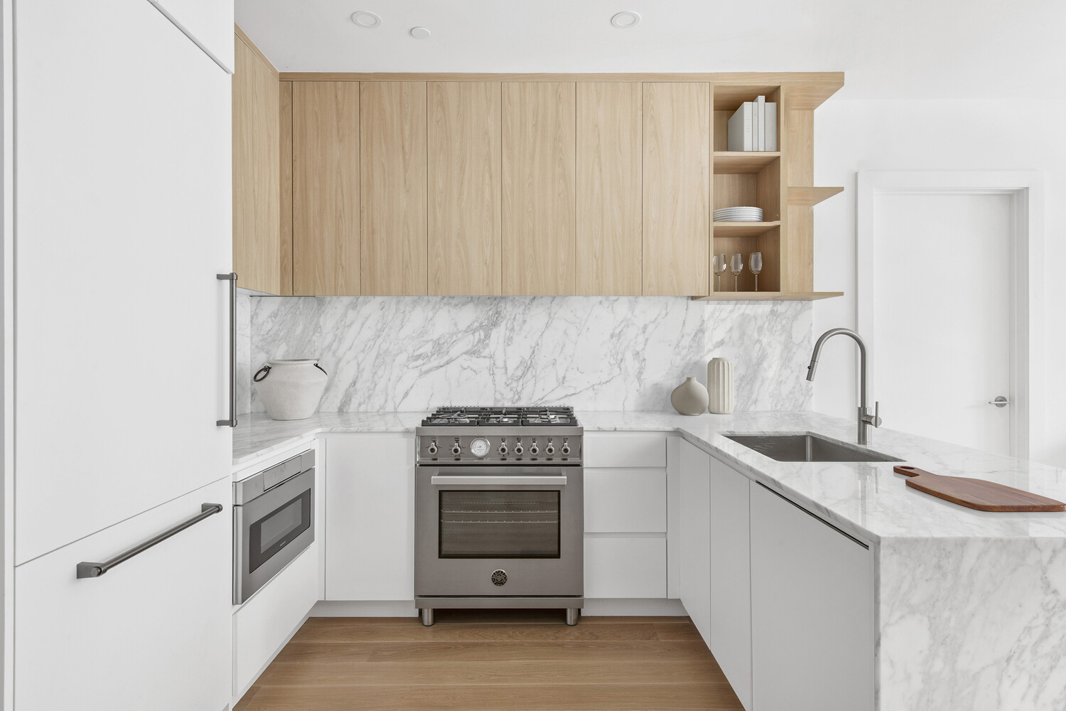 1019 HANCOCK Street 3A