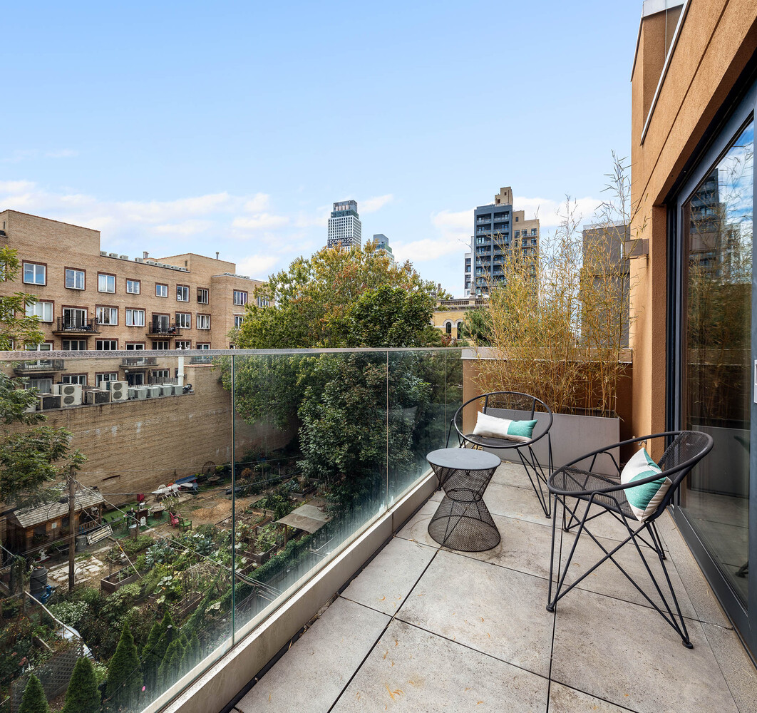 114 S 2ND Street 2