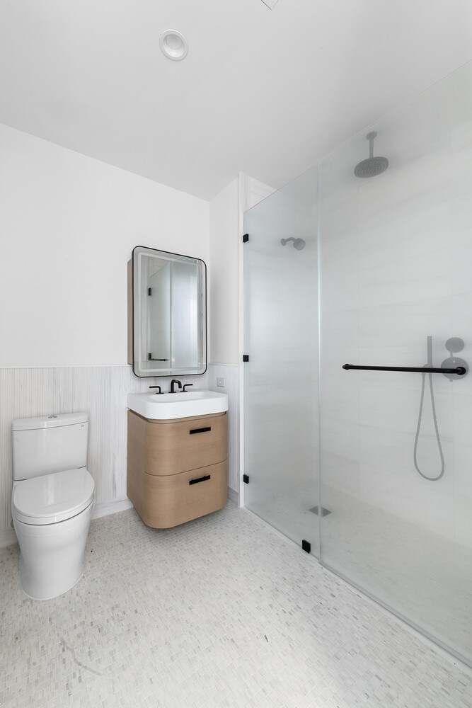 480 KENT Avenue 10H