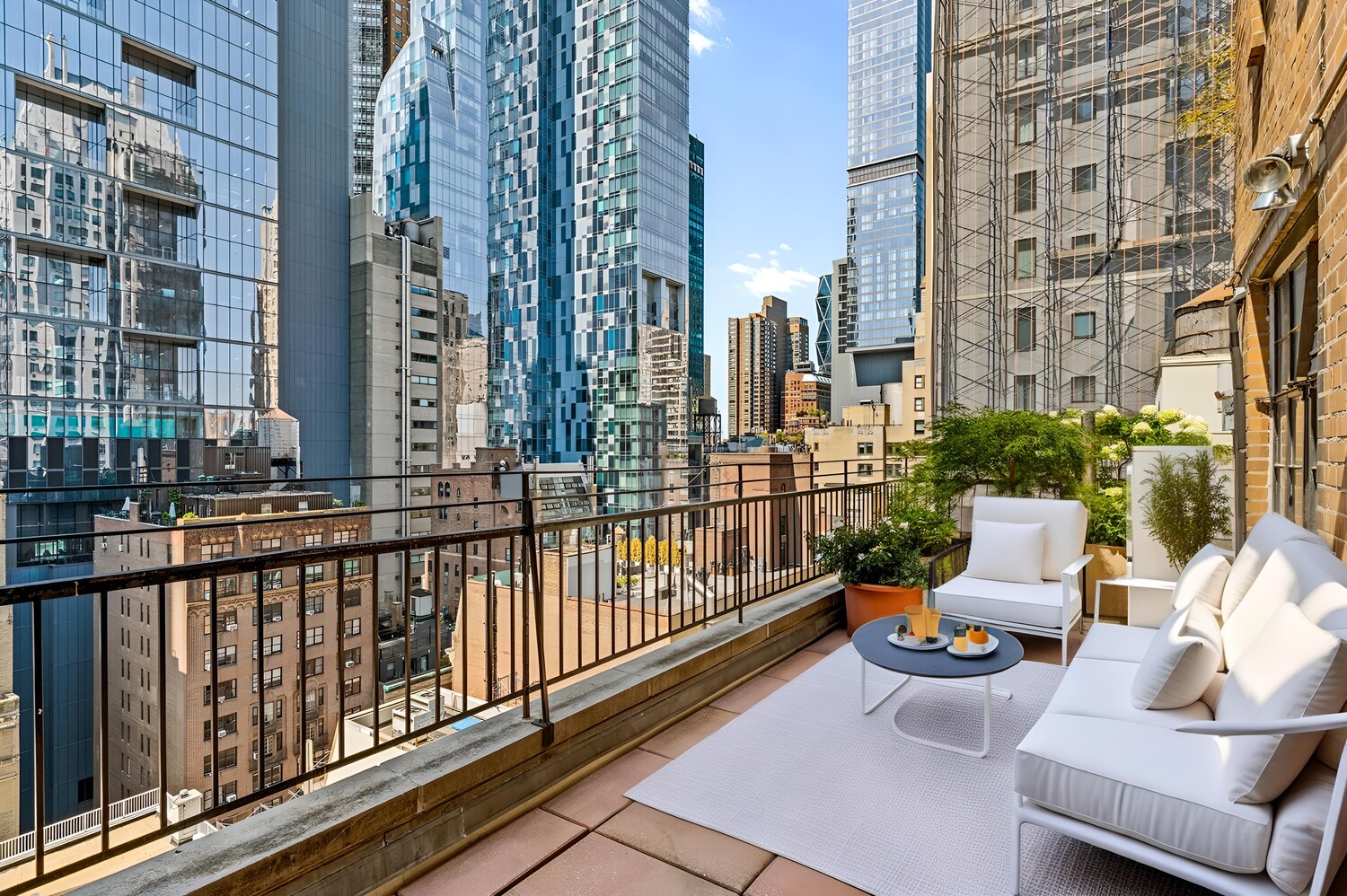 120 CENTRAL Park S PHE/W