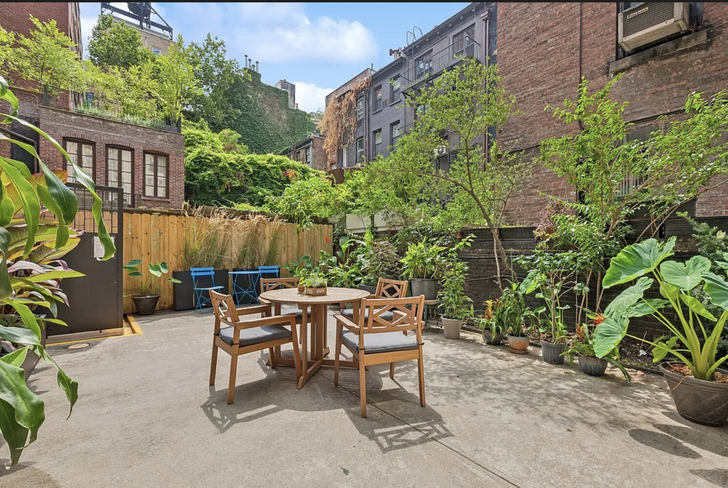 110 E 36TH Street 1E