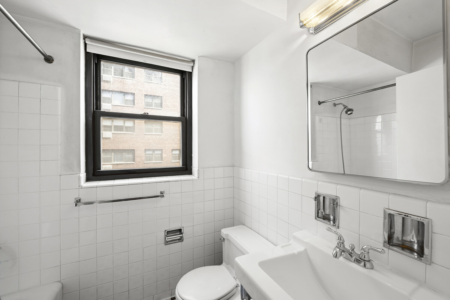 165 E 72ND Street 12J