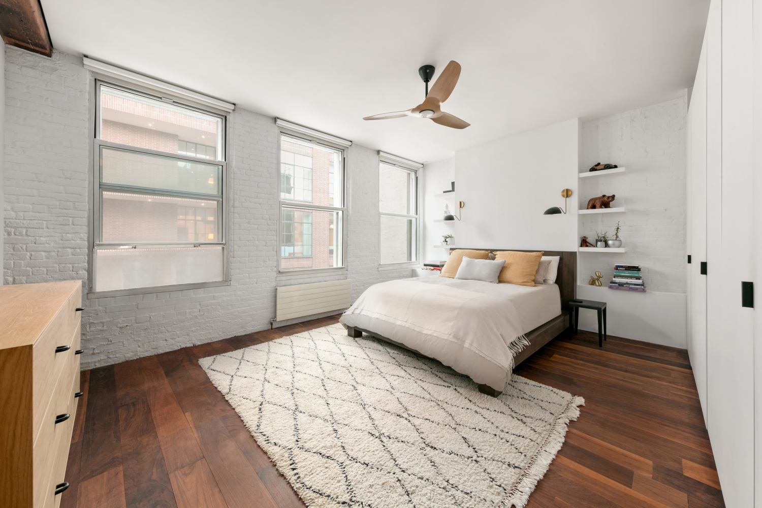 242 LAFAYETTE Street 4S