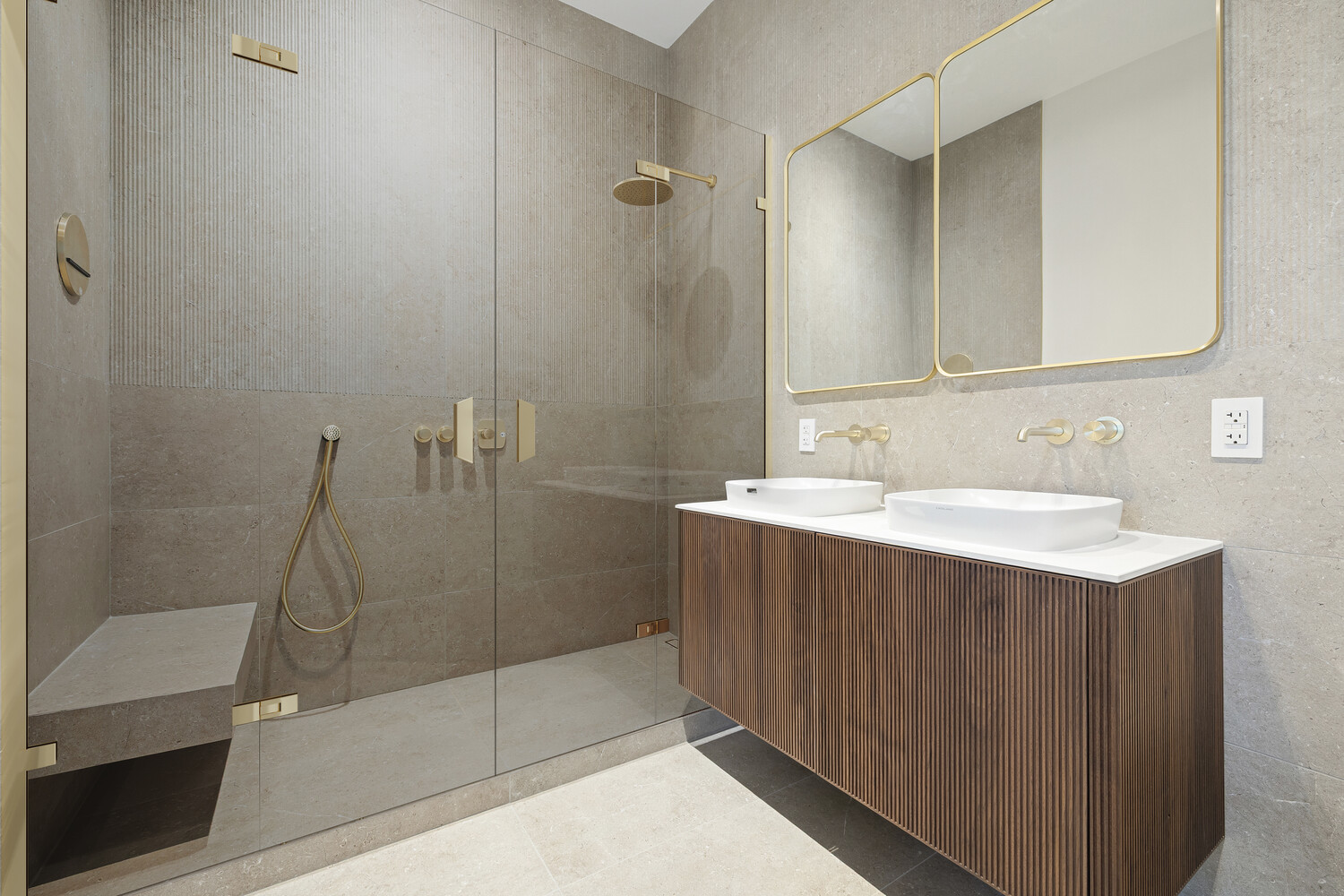 28 HERBERT Street 5CC