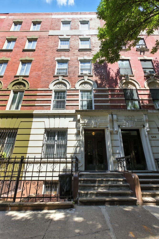 247 W 137TH Street