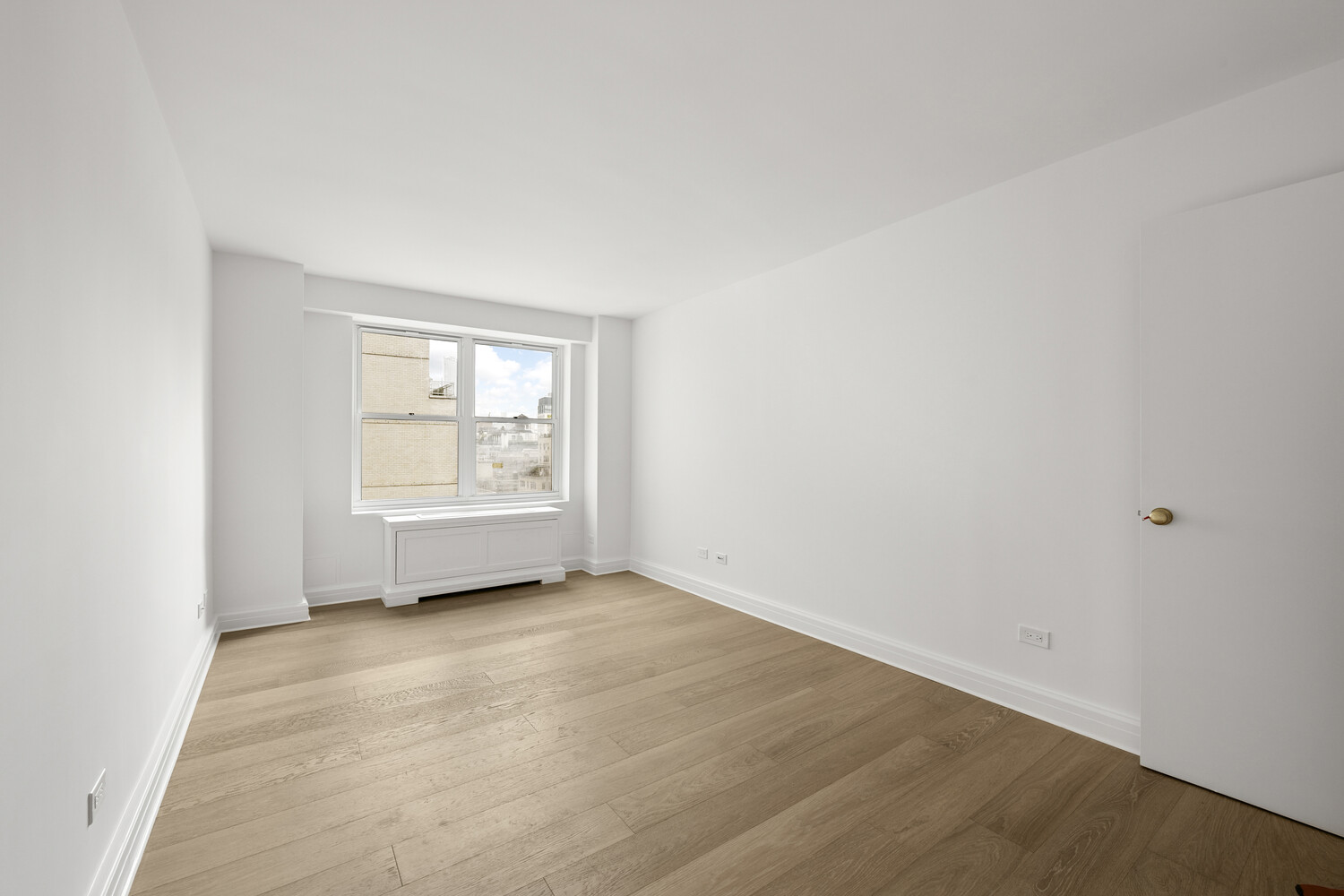 2 5TH Avenue 18C