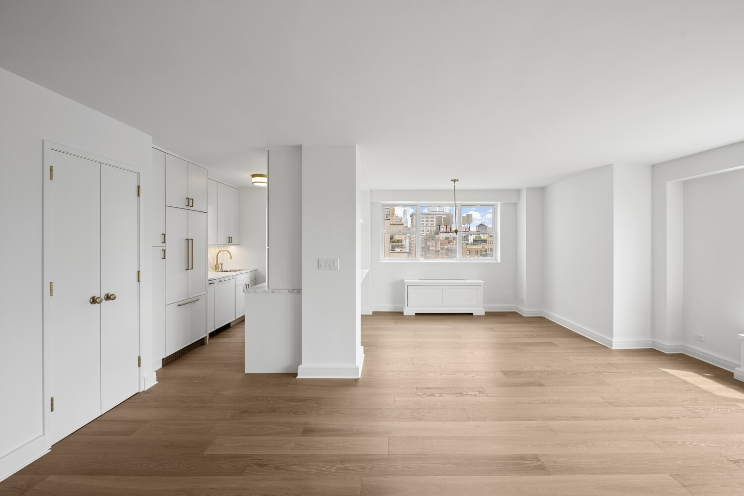 2 5TH Avenue 18C