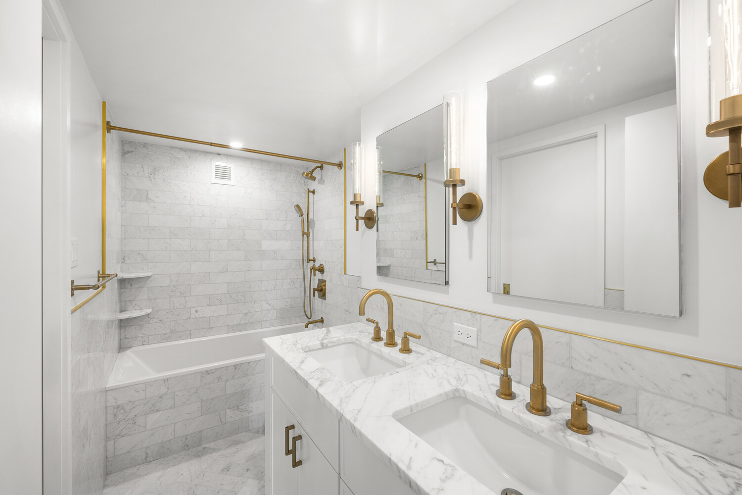 2 5TH Avenue 17R