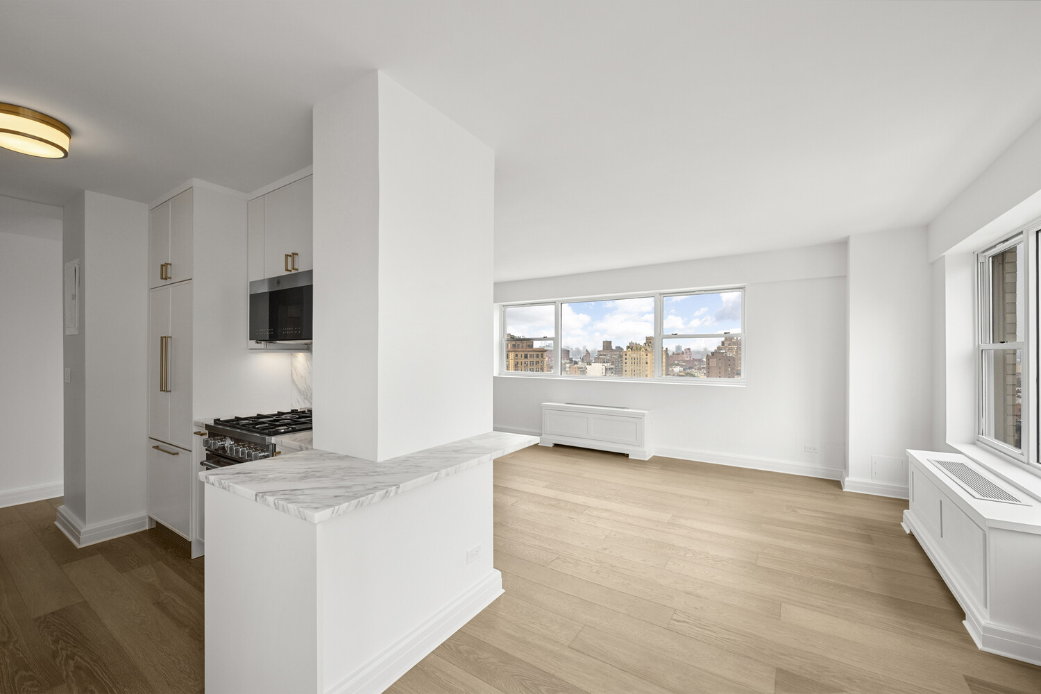 2 5TH Avenue 17R