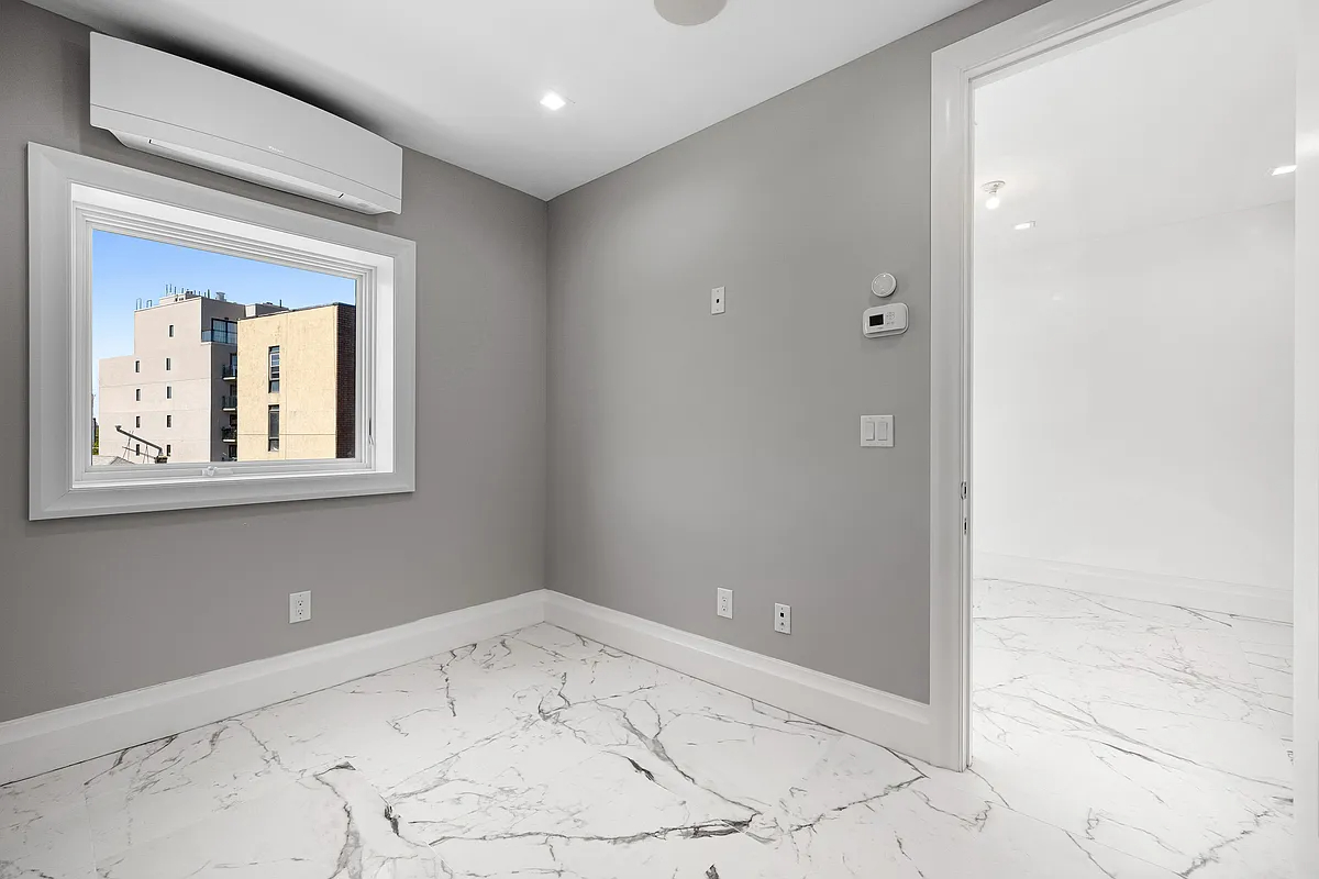 1333 E 14TH Street BLDG