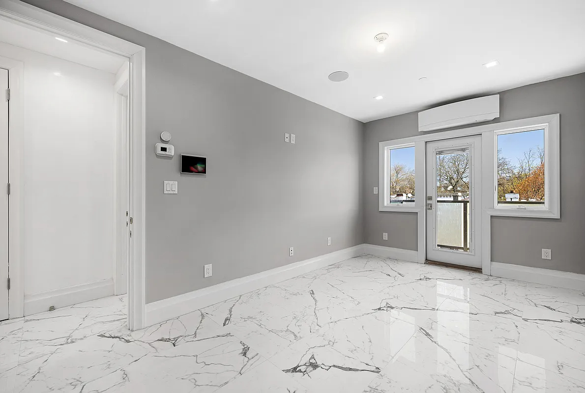 1333 E 14TH Street BLDG