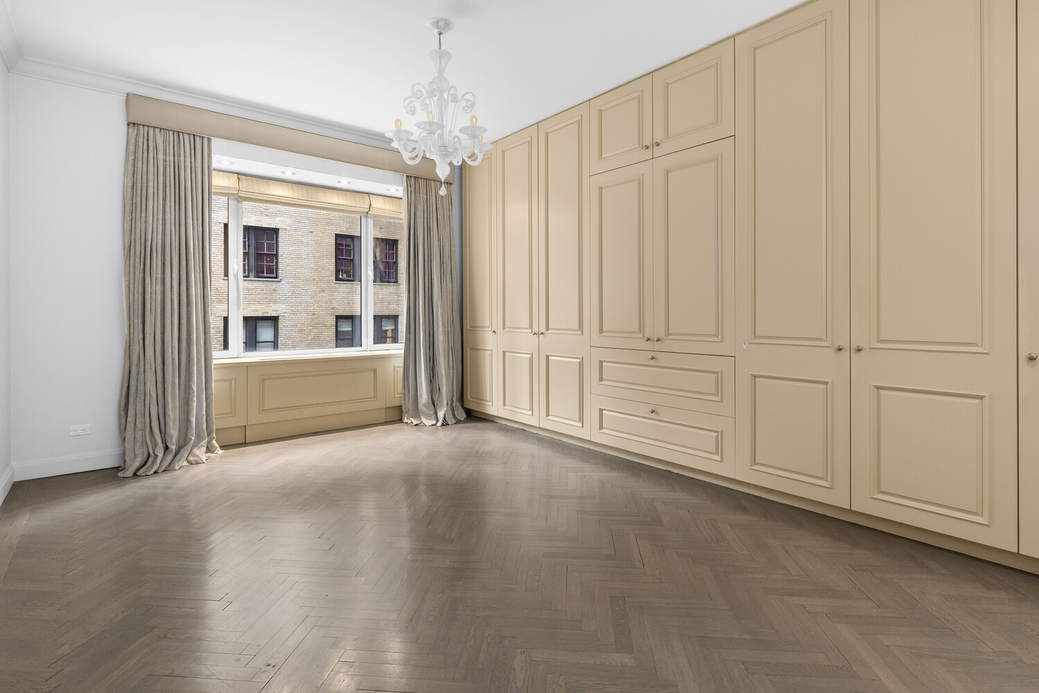 150 CENTRAL Park S 910