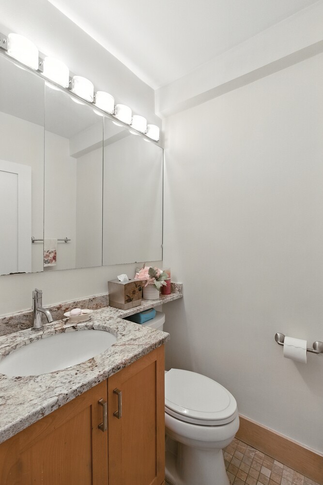 1725 YORK Avenue 33H