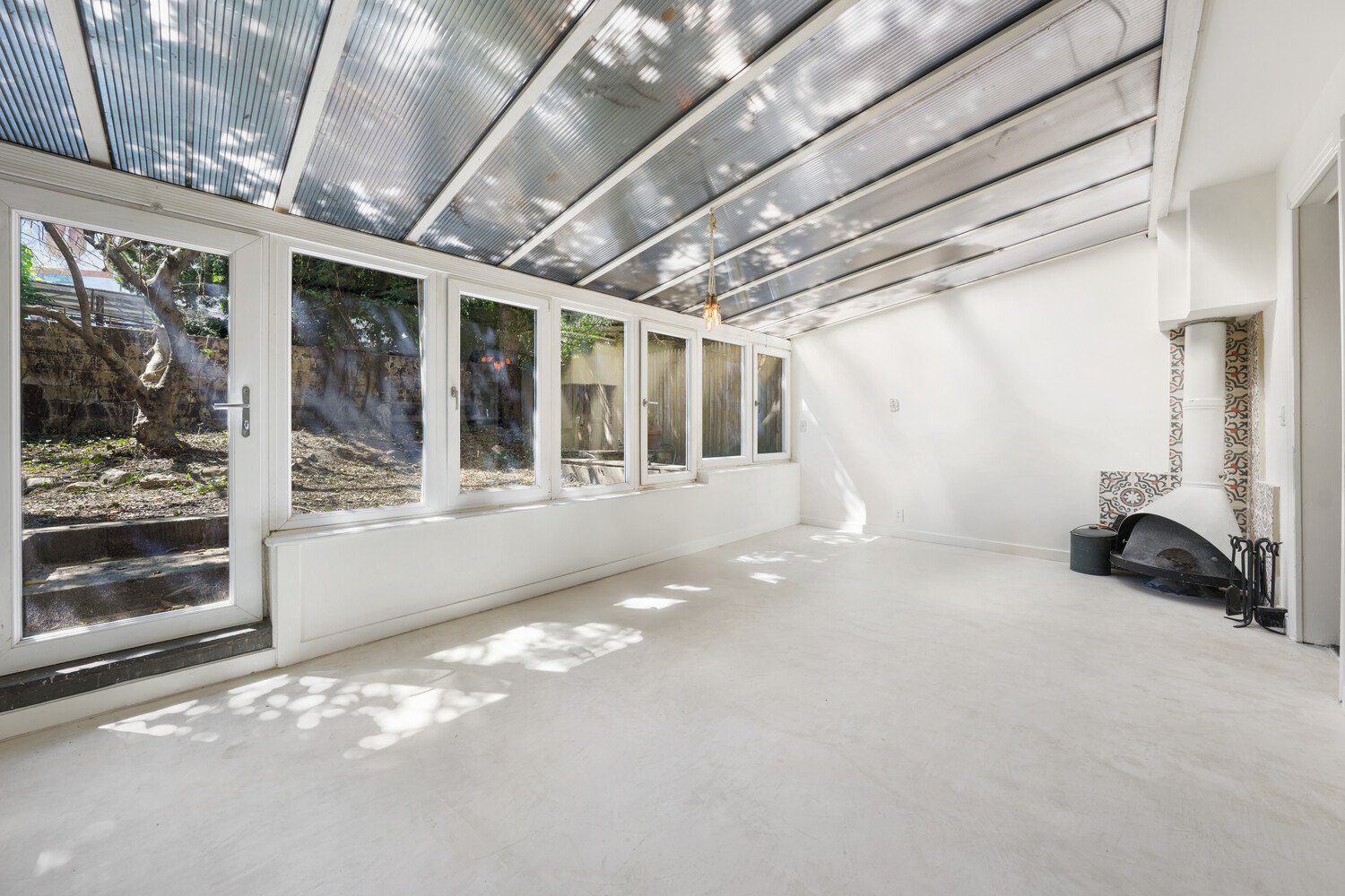 102 S OXFORD Street 1