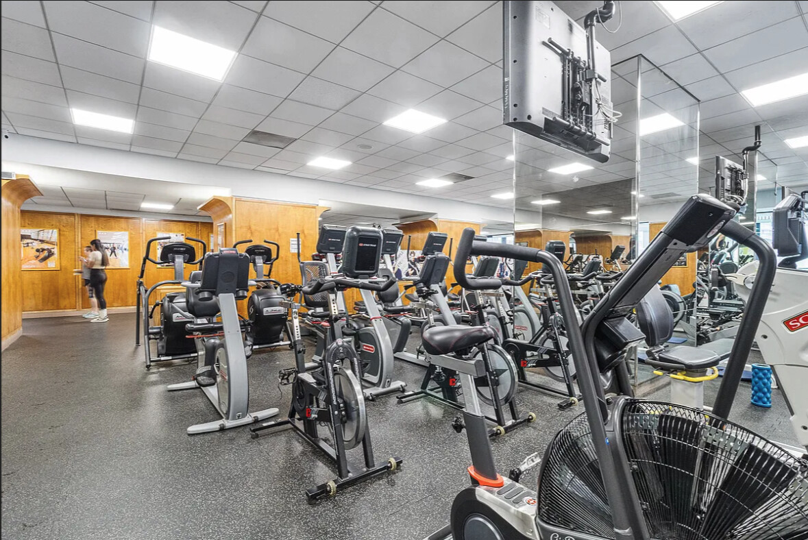 303 E 57TH Street 6AB