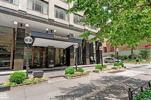 303 E 57TH Street 6AB