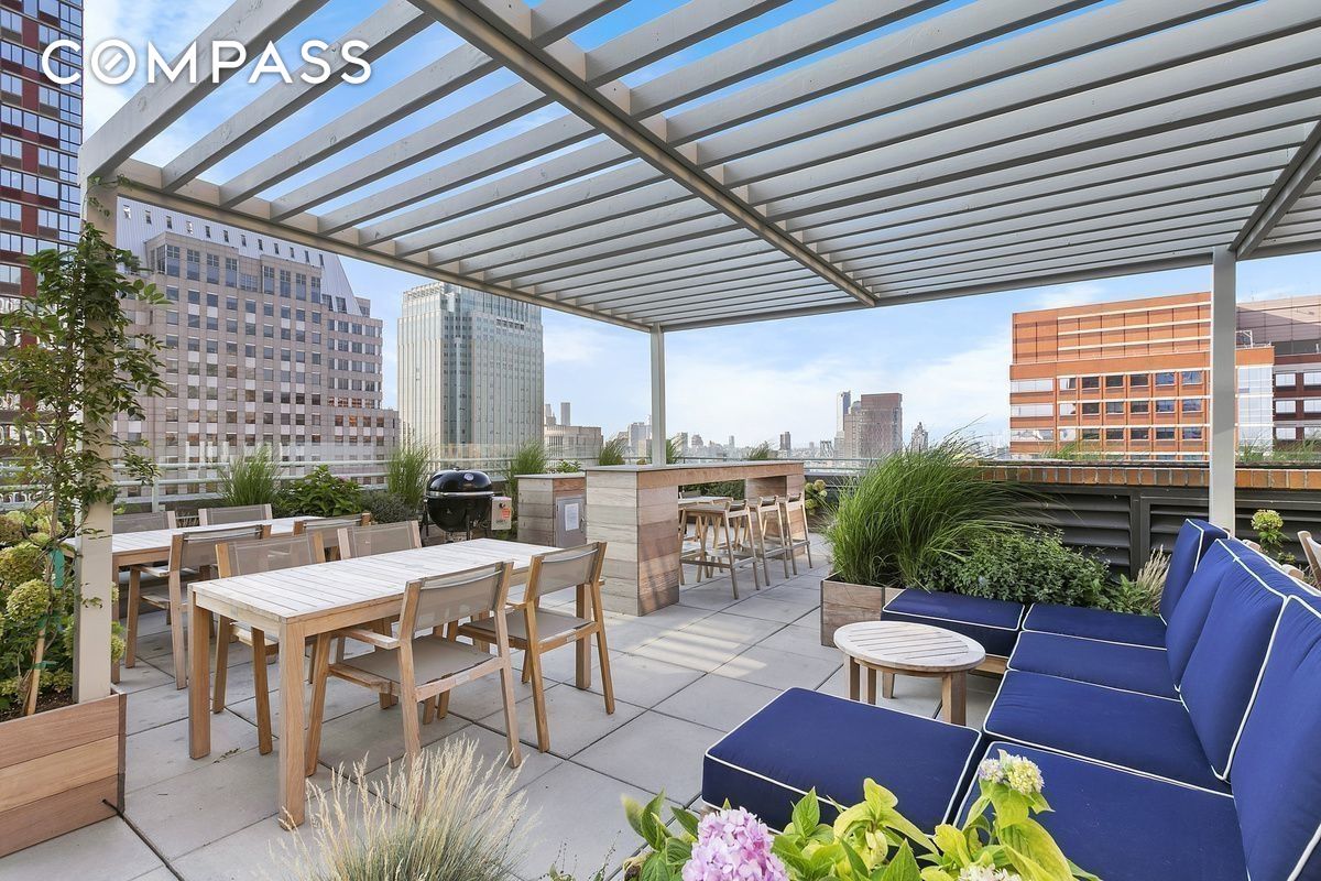 365 Bridge Street 7G