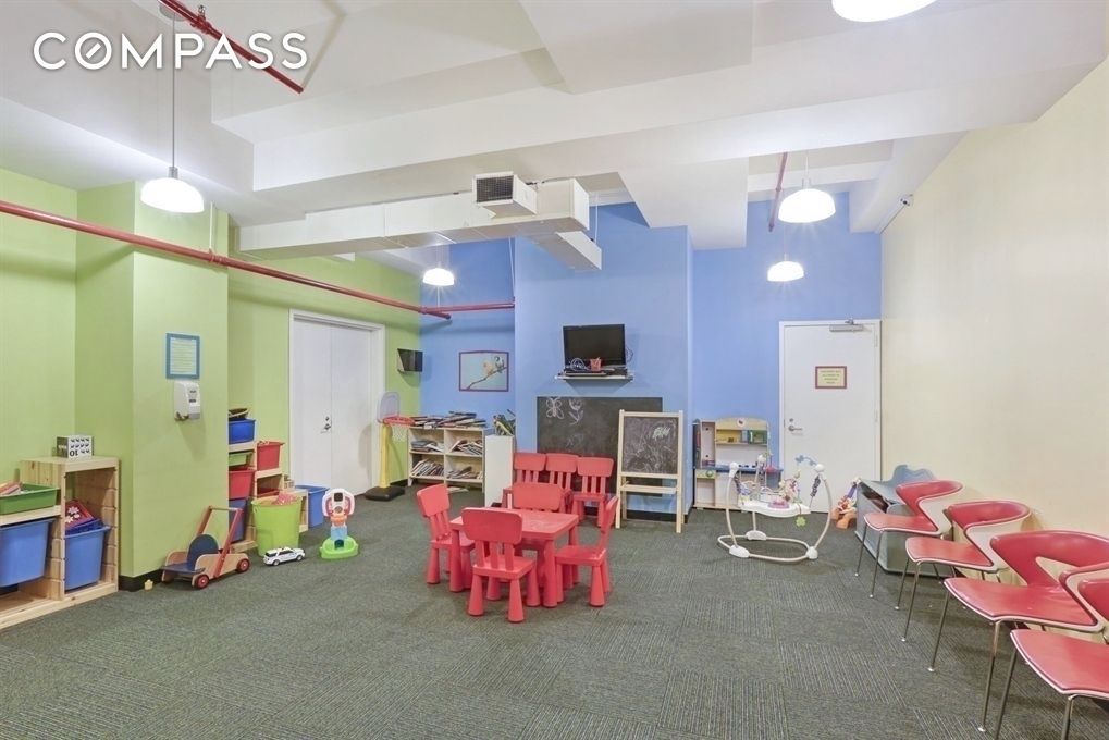 365 Bridge Street 7G