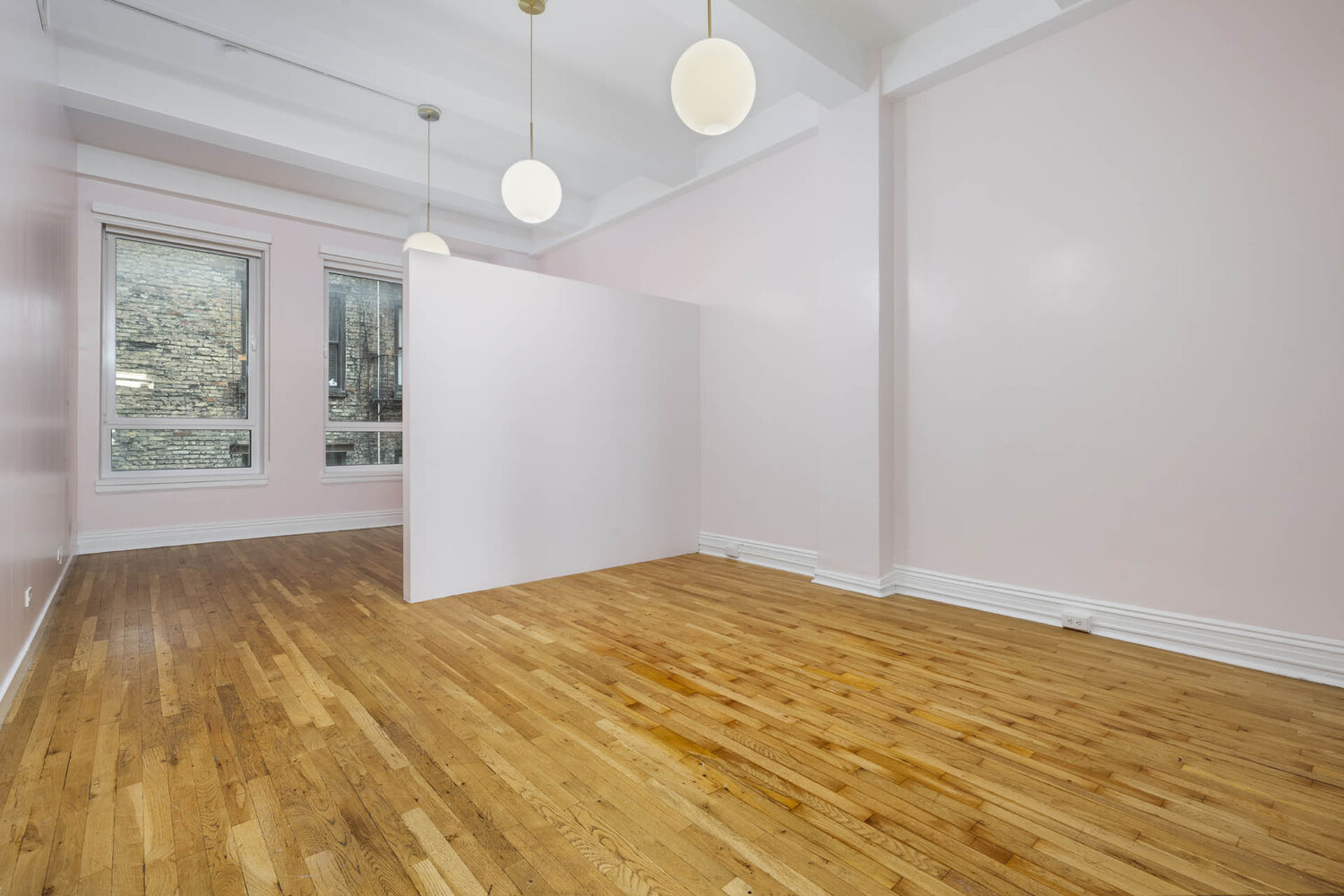 534 LAGUARDIA Place 2