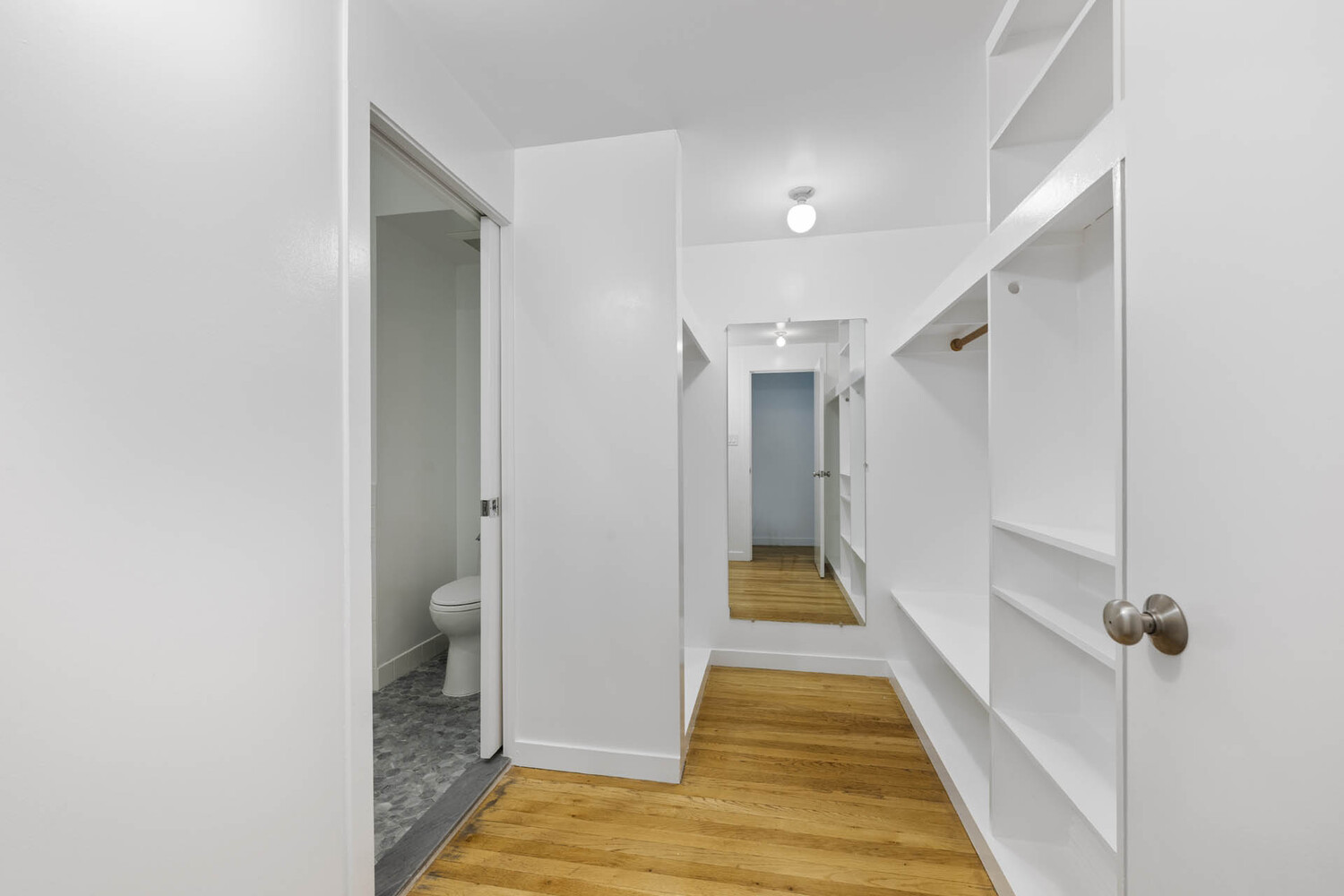 534 LAGUARDIA Place 2