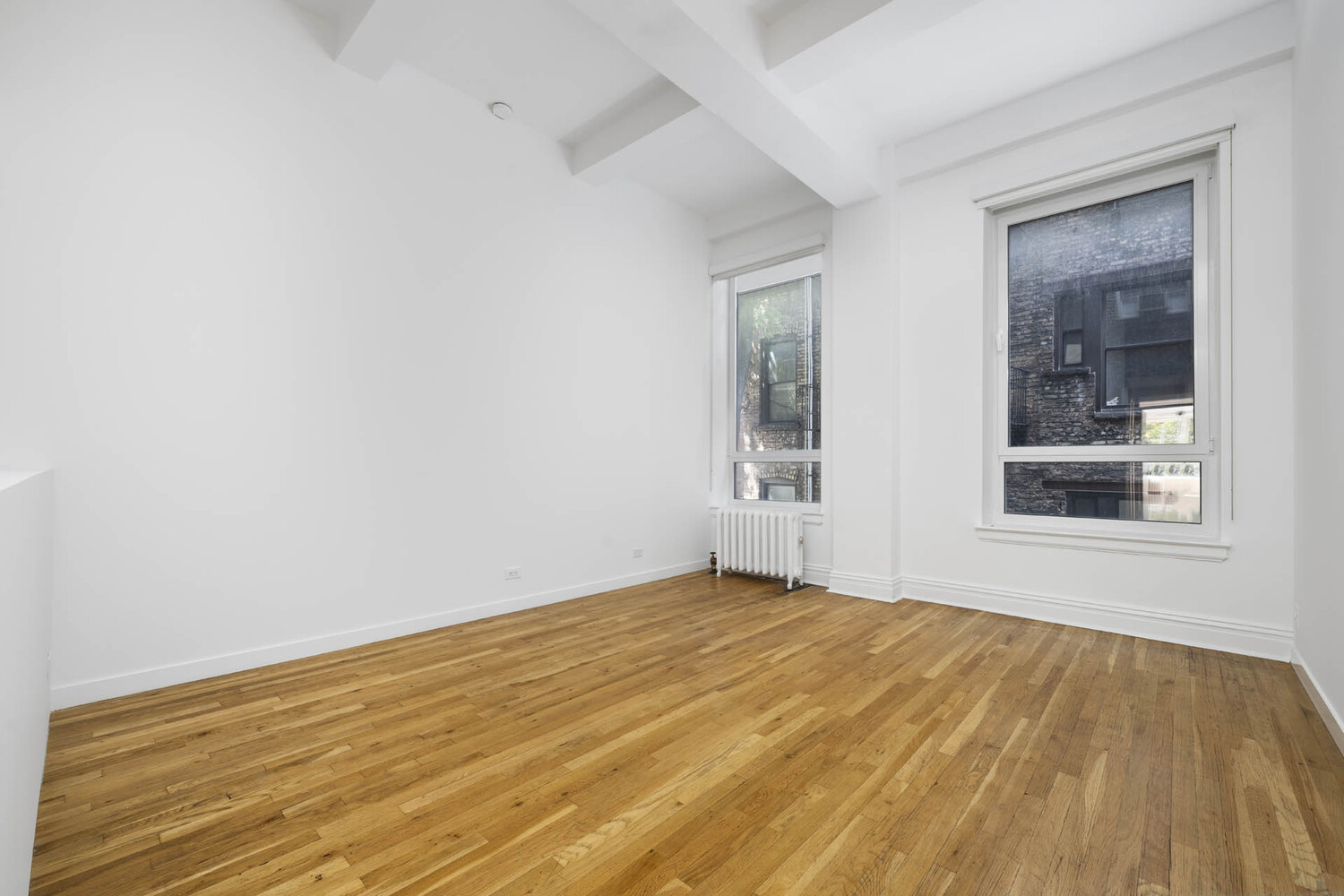 534 LAGUARDIA Place 2