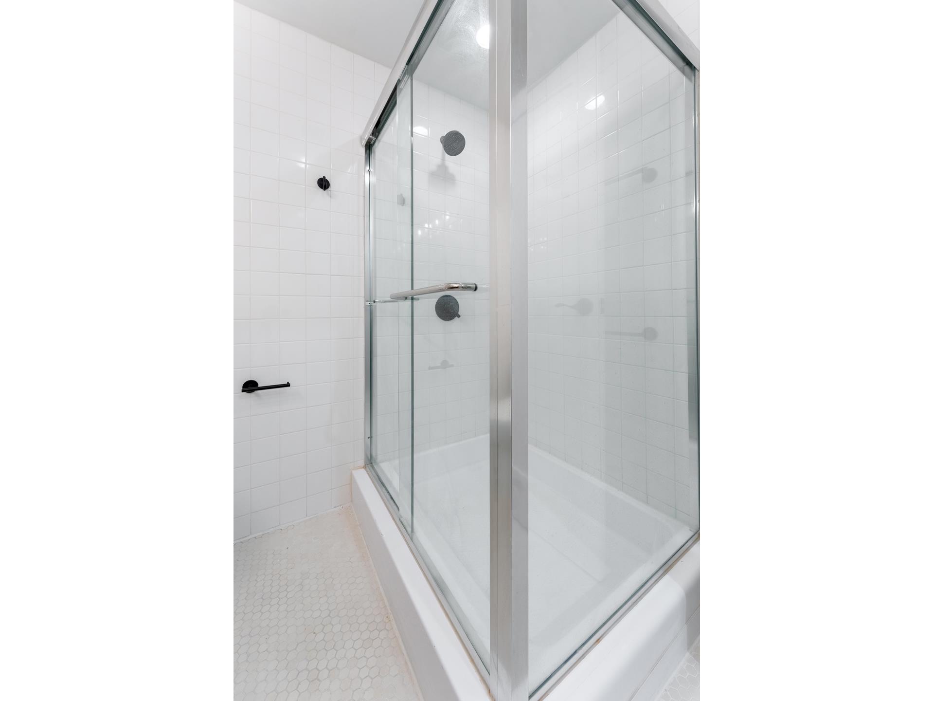 121 DIVISION Street 2