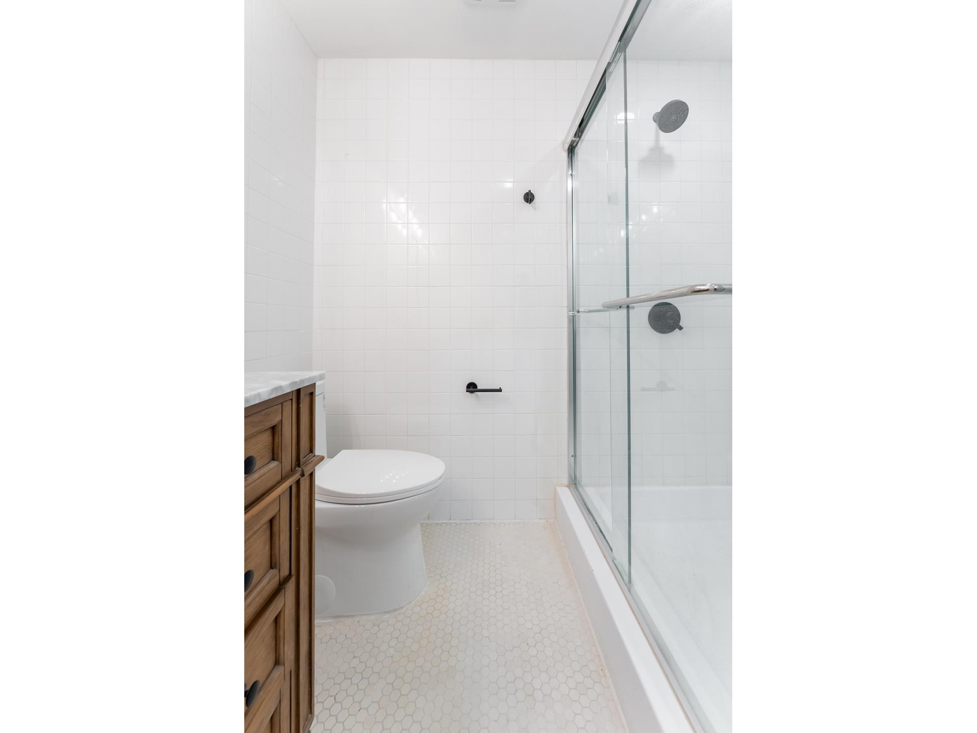 121 DIVISION Street 2