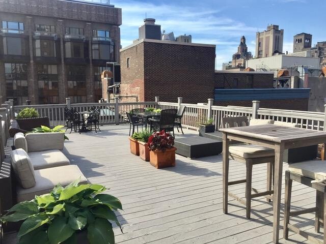 250 MERCER Street C616