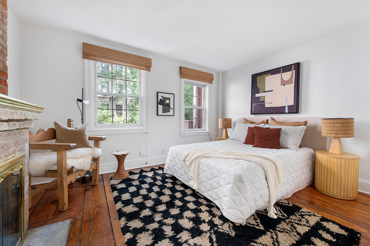 36 BETHUNE Street 2