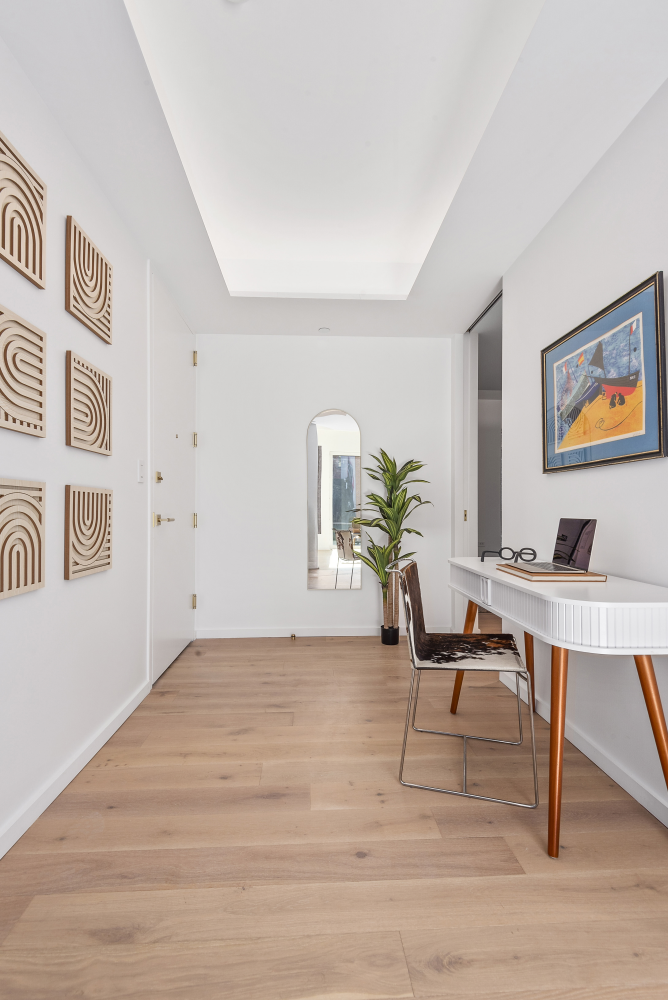 330 GRAND Street 4B
