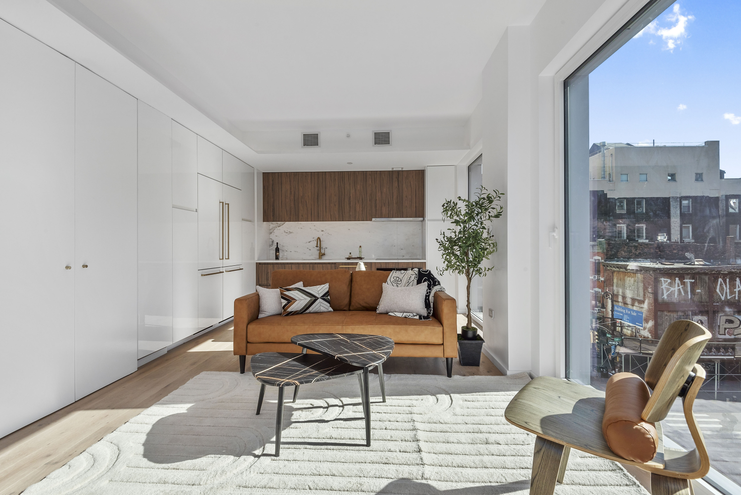 330 GRAND Street 4B