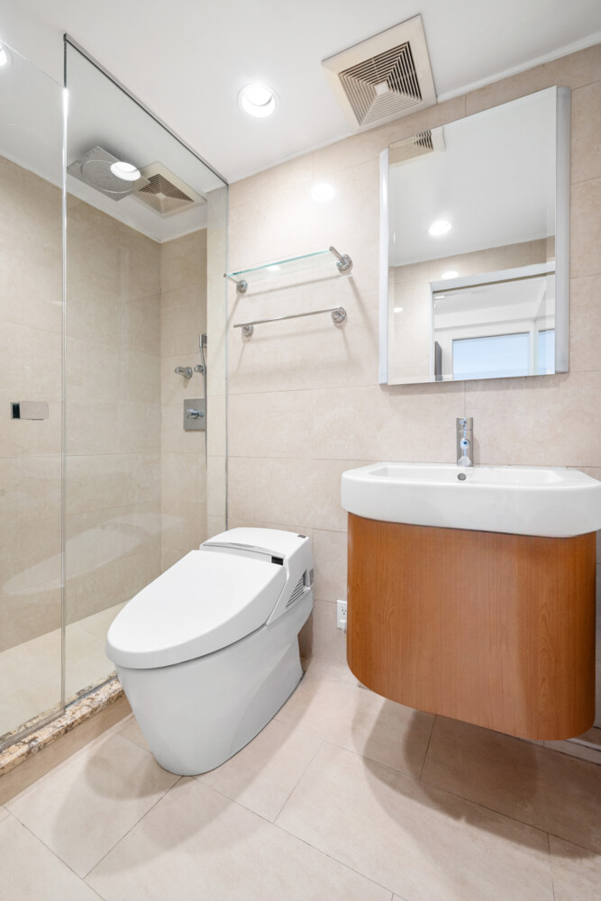 200 W 20TH Street 902