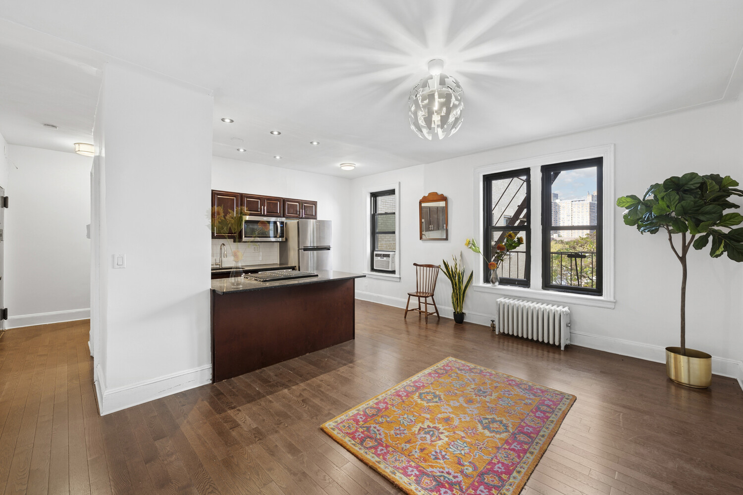 345 MONTGOMERY Street 6E