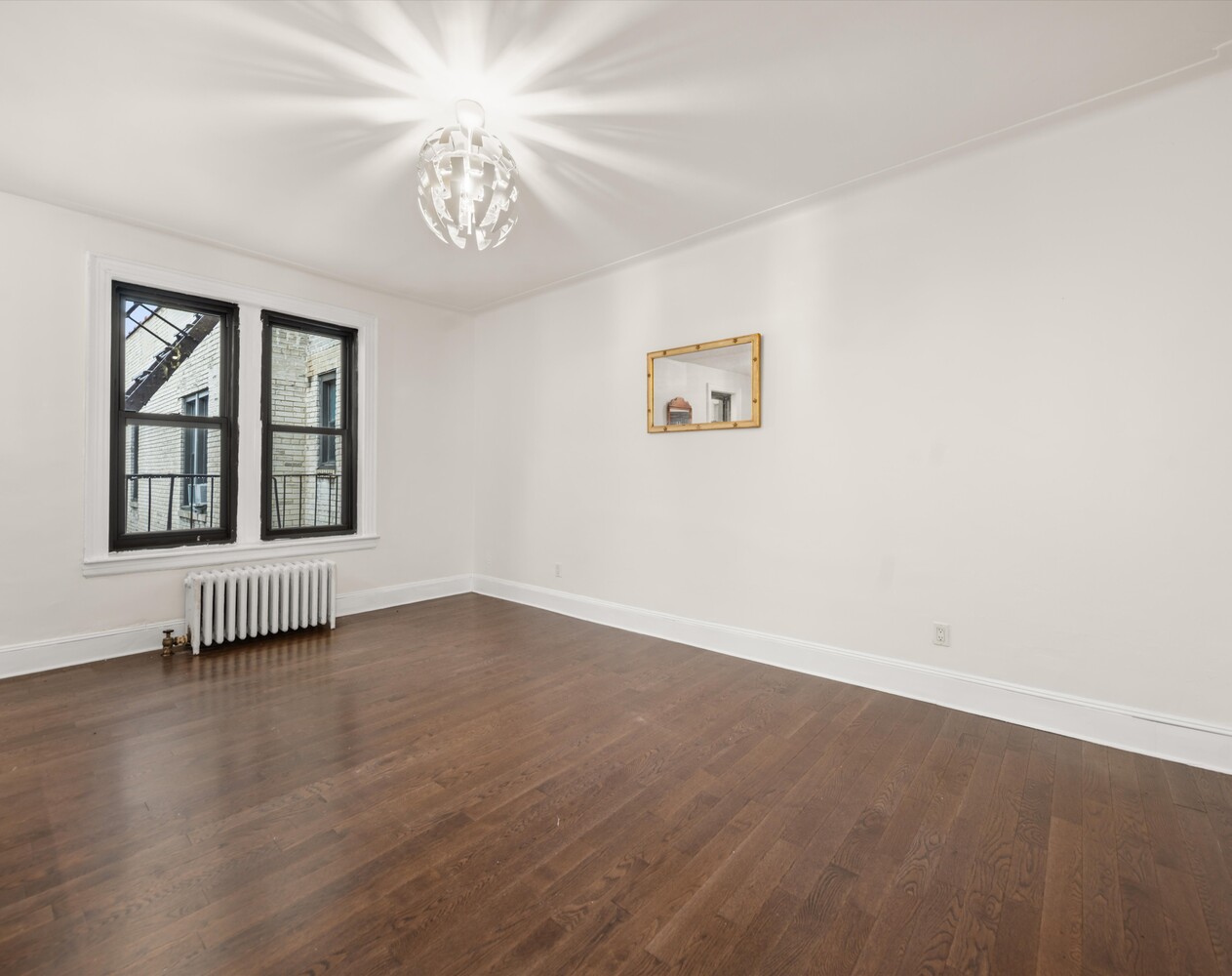 345 MONTGOMERY Street 6E