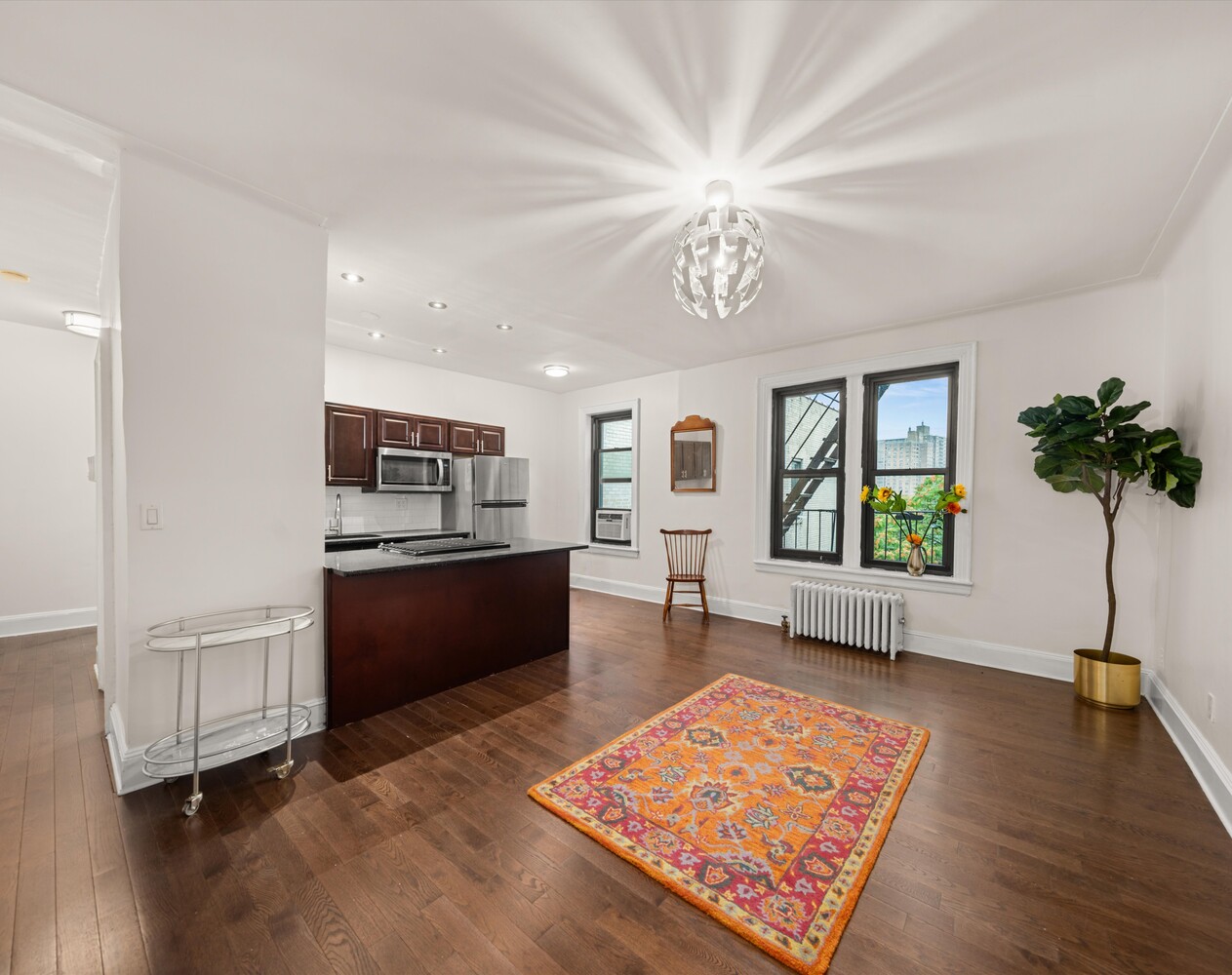 345 MONTGOMERY Street 6E