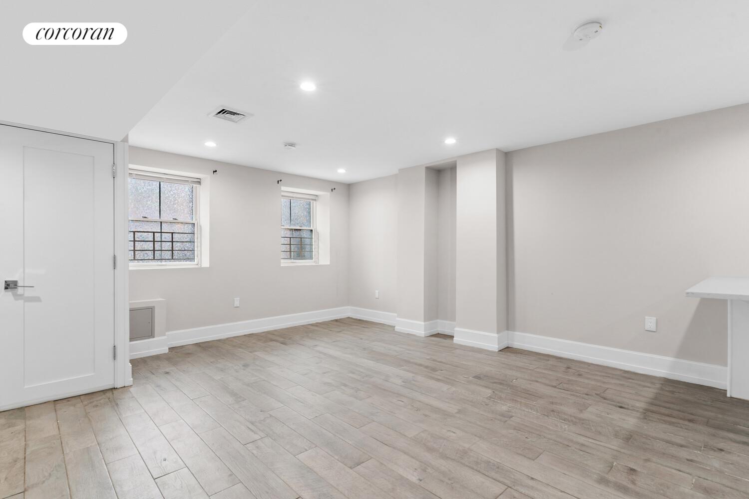 139 ROCHESTER Avenue