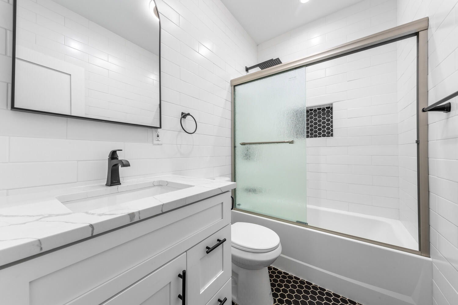 964 ST JOHNS Place 3