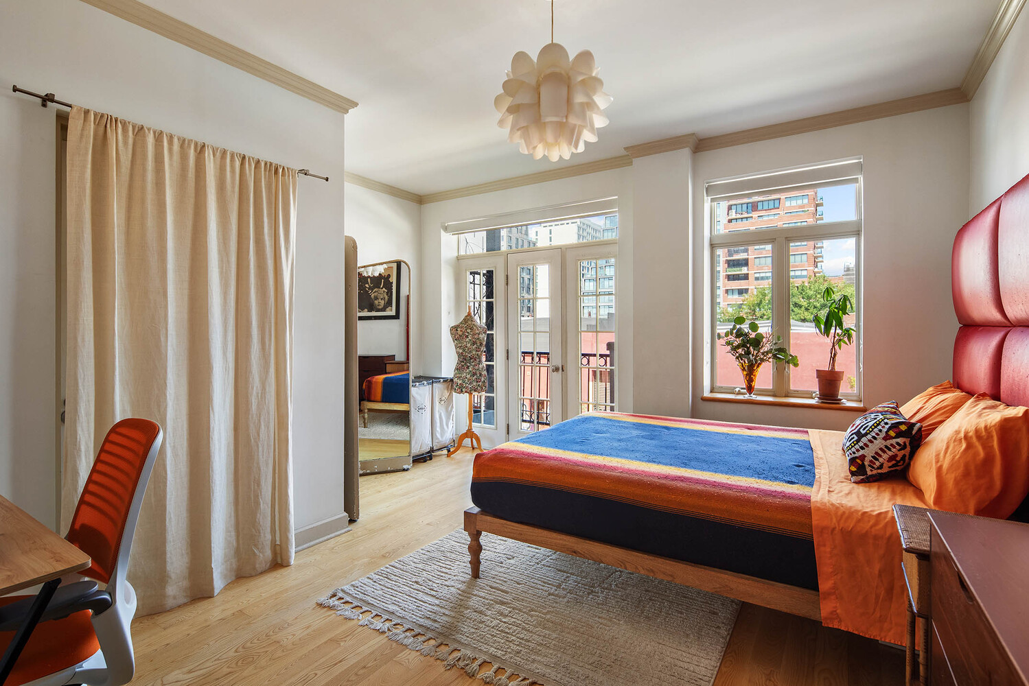 310 2ND Street 2D