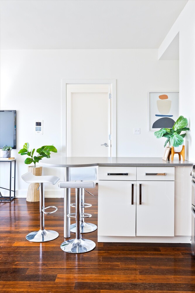 100 MASPETH Avenue PH7K