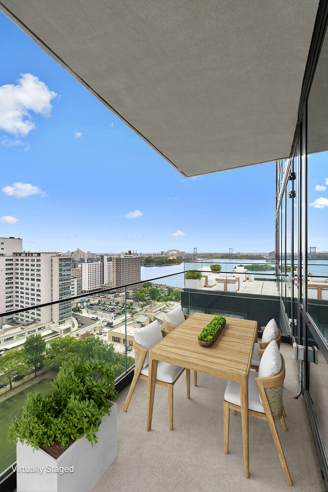 302 E 96TH Street PH4