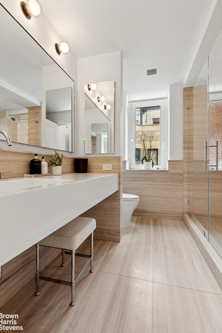 188 E 78TH Street 9C