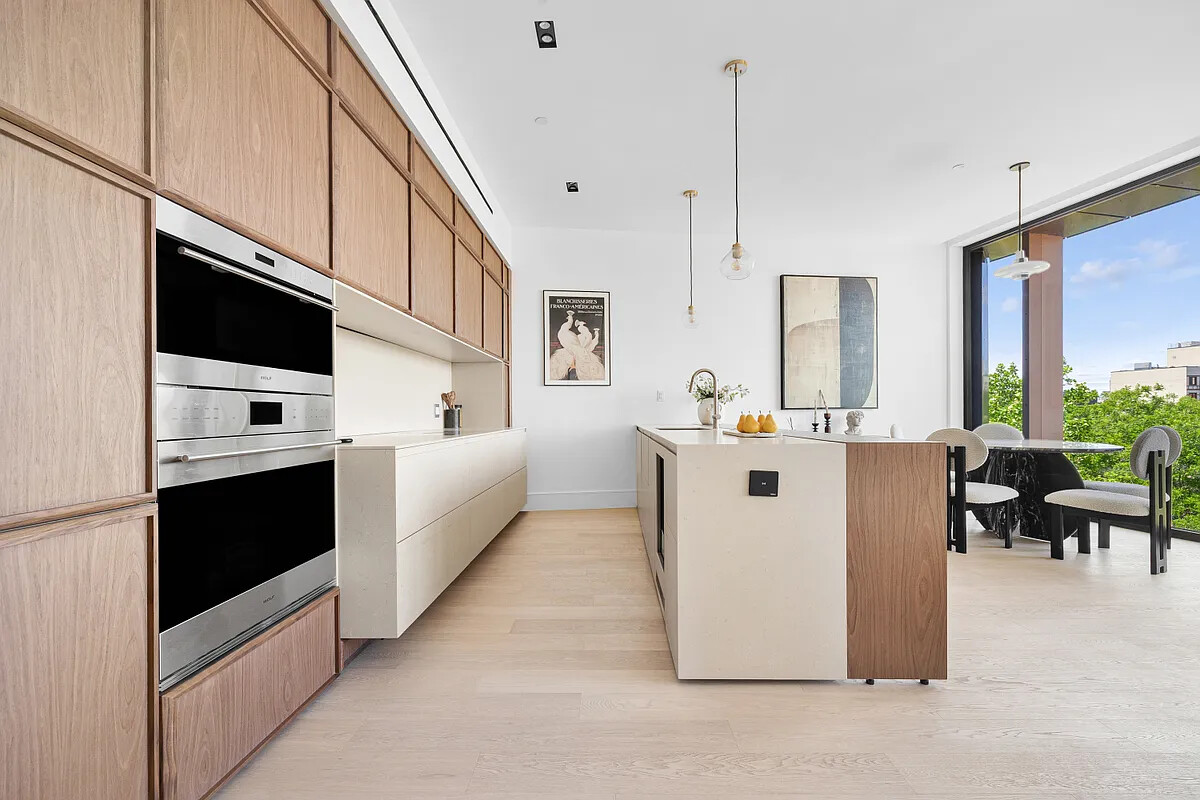 28 HERBERT Street 5A