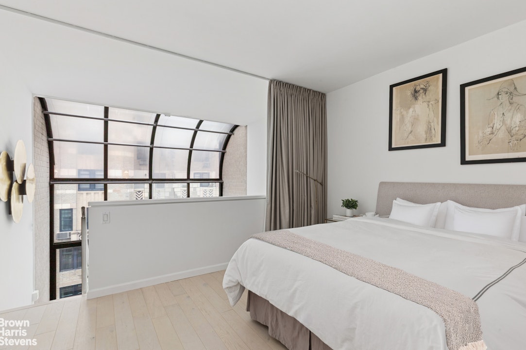 32 E 76TH Street 1403