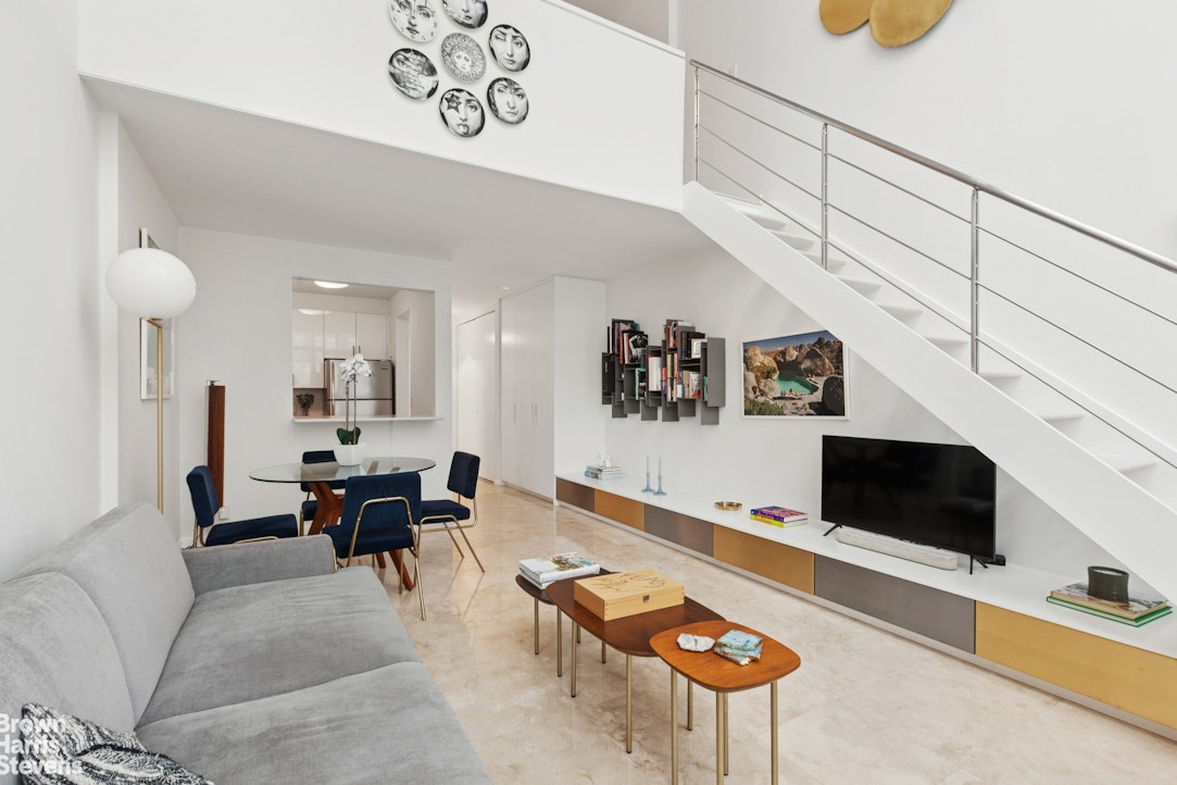 32 E 76TH Street 1403