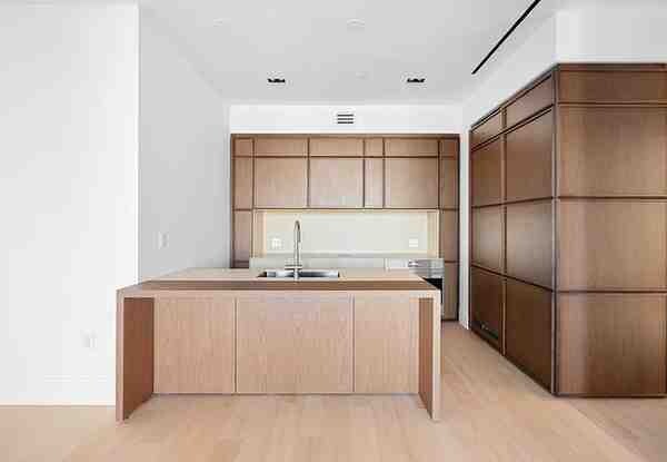 28 HERBERT Street 4C