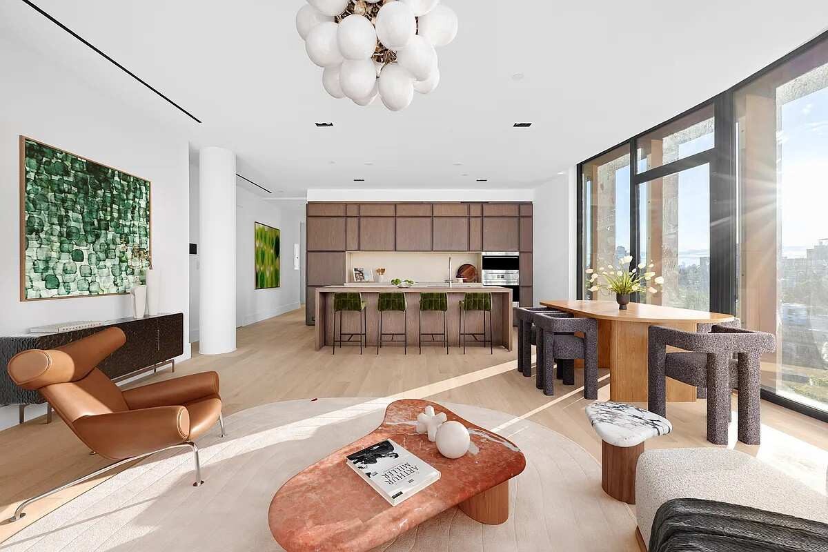 28 HERBERT Street 3B